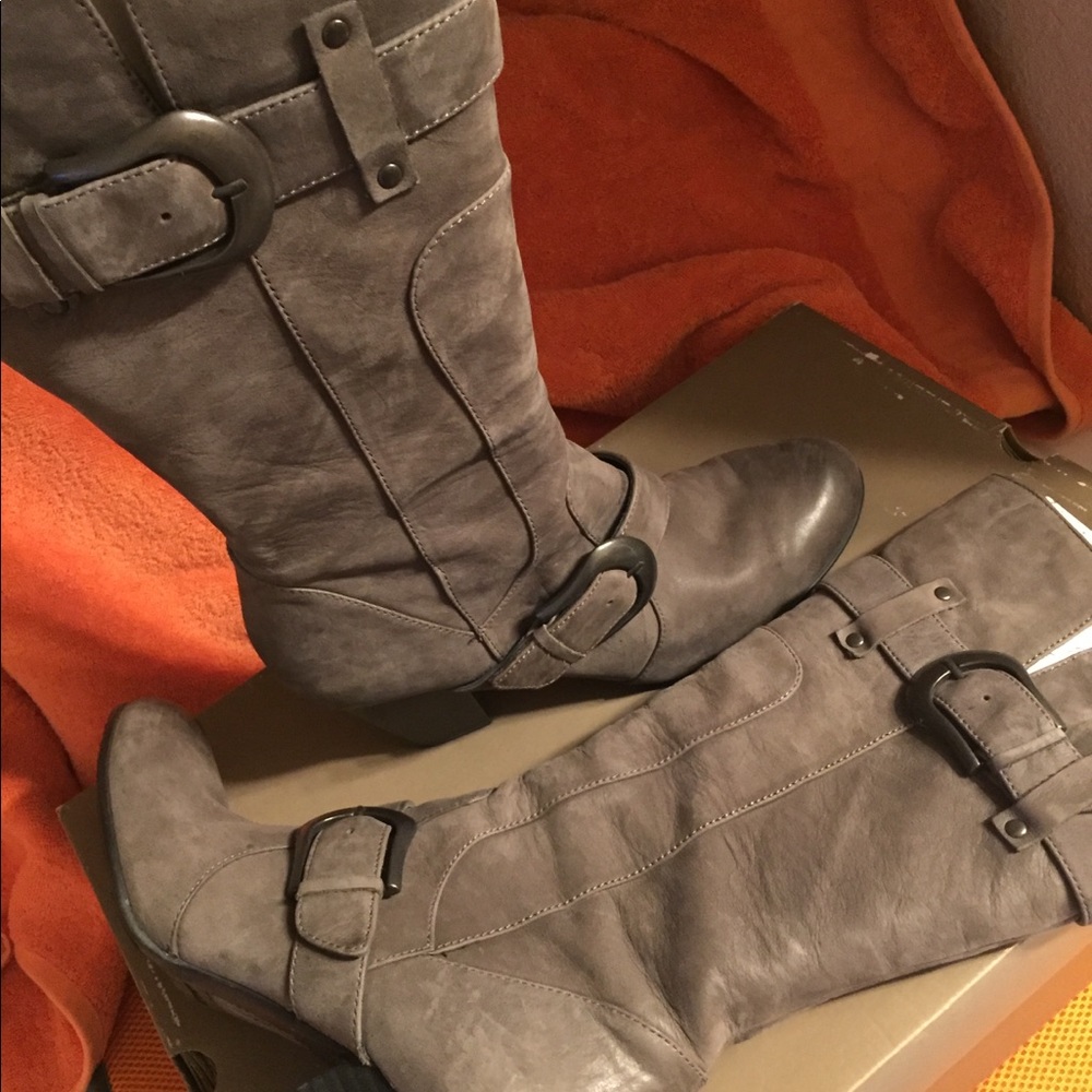 Born Boots Grey